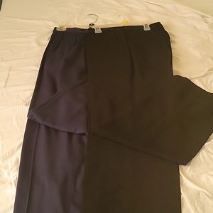 Men's slacks blue and blue and black both sides 34 by 32 Great condition 2 For 1